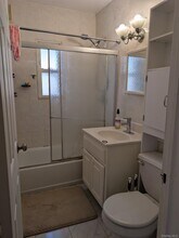 7540 197th St in Fresh Meadows, NY - Building Photo - Building Photo