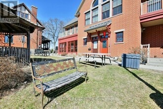 3773 Carp Rd in Ottawa, ON - Building Photo - Building Photo