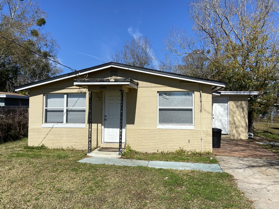 1993 W 3rd St in Jacksonville, FL - Building Photo