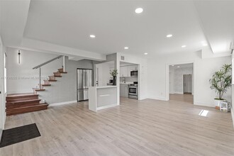 10401 NE 2nd Ave in Miami Shores, FL - Building Photo - Building Photo