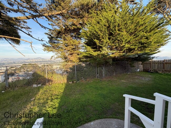 848 Beechwood Dr in Daly City, CA - Building Photo - Building Photo