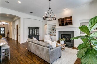 2202 Glasgow Dr in Trophy Club, TX - Building Photo - Building Photo