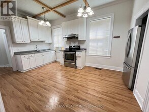 432 Charlotte St in London, ON - Building Photo - Building Photo