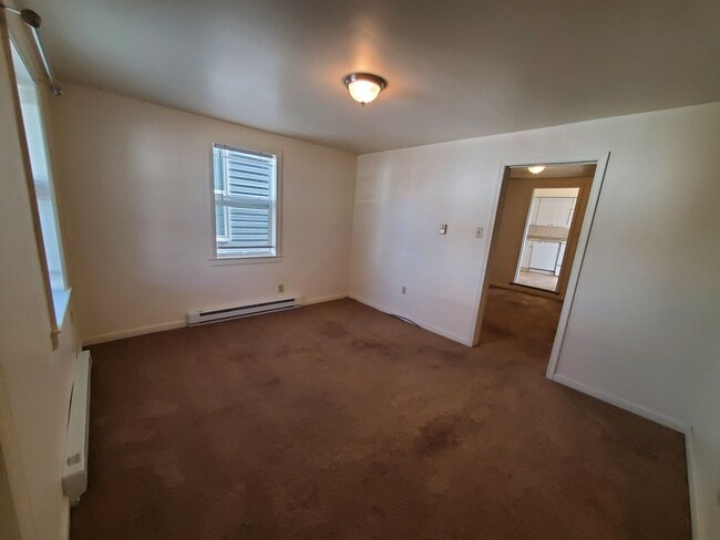 249-251 Ringgold St in Waynesboro, PA - Building Photo - Building Photo