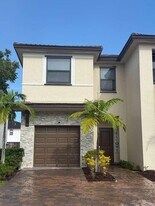 25253 SW 107th Ct in Homestead, FL - Building Photo