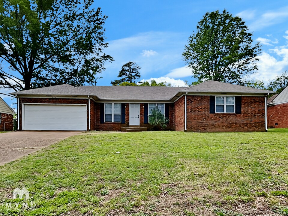 4797 Yale Rd in Memphis, TN - Building Photo