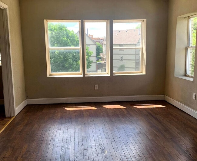 Paseo Garden in Kansas City, MO - Foto de edificio - Building Photo