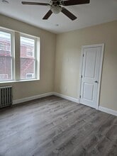 289 Day Ave in Fairview, NJ - Foto de edificio - Building Photo