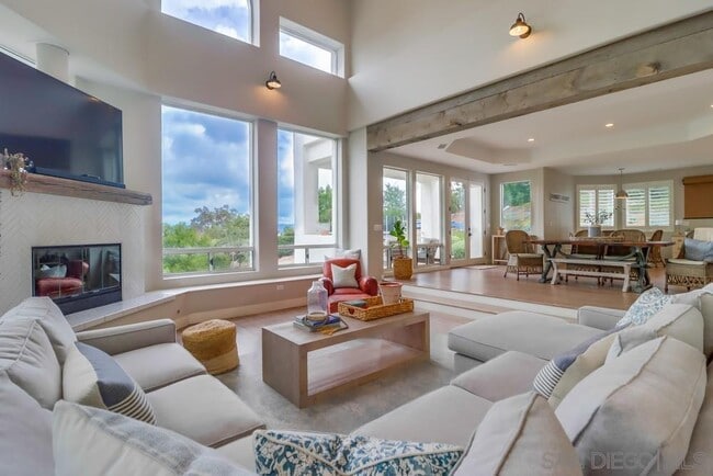 property at 1152 Via Conejo