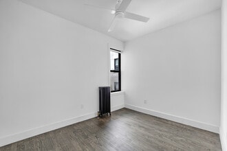 35 Clarkson Ave, Unit C1 in Brooklyn, NY - Building Photo - Building Photo
