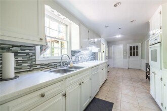 3598 Hidden Acres Dr in Doraville, GA - Building Photo - Building Photo