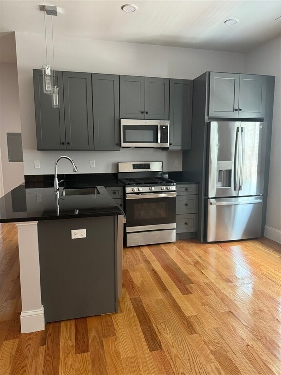 804 Waverly in Everett, MA - Building Photo - Building Photo