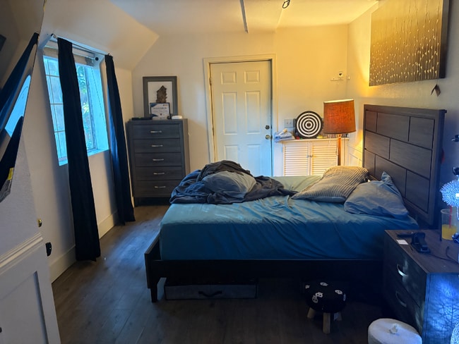 property at 1548 Le Flore Dr