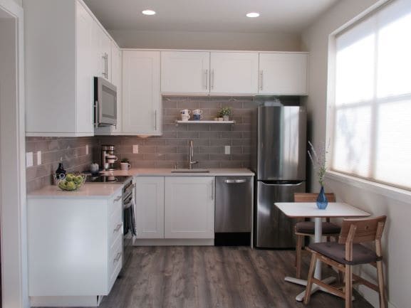 1610 N Emerson St, Unit B in Portland, OR - Foto de edificio - Building Photo