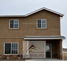 7873 Sand Lake Heights in Colorado Springs, CO - Building Photo