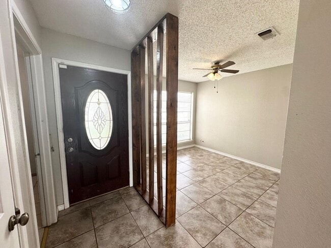 5123 Sunnyside Dr in Midland, TX - Building Photo - Building Photo