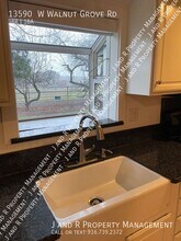 13590 W Walnut Grove Rd in Walnut Grove, CA - Building Photo - Building Photo