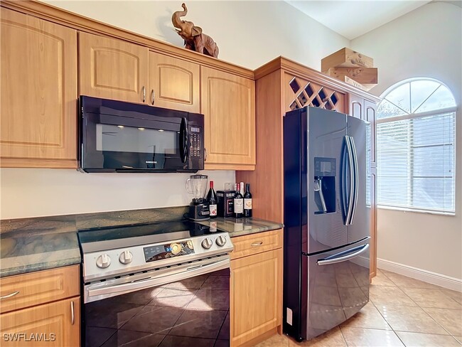 property at 2860 Citrus Lake Dr