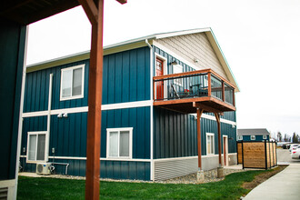 Silver Star Apartments in Kalispell, MT - Foto de edificio - Building Photo