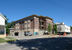 215 Louis St Apartments