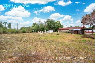 5369 Pecos Pass in Gulf Breeze, FL - Building Photo - Building Photo