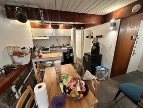 17 Joy St, Unit 1 in Boston, MA - Building Photo - Building Photo