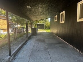 333 S Byfield St in Westland, MI - Building Photo - Building Photo