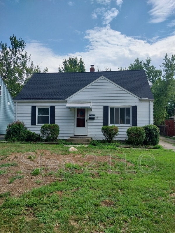 property at 25670 Briardale Ave