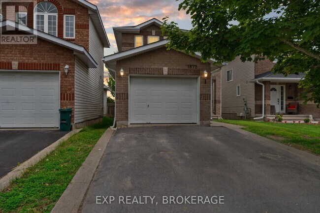 1872 Berrywood Crescent in Kingston, ON - Building Photo - Building Photo