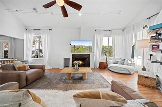 73 Calle Sol in San Clemente, CA - Building Photo - Building Photo