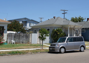 1066 Essex St in San Diego, CA - Building Photo - Building Photo