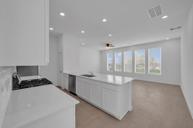 12639 Blue Catfish Ln in Cypress, TX - Building Photo - Building Photo