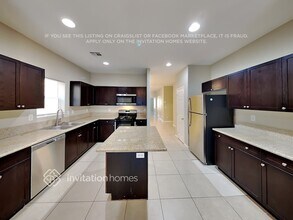 8945 Alexander Great Ct in Las Vegas, NV - Building Photo - Building Photo