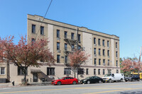 680 81st St in Brooklyn, NY - Foto de edificio - Building Photo