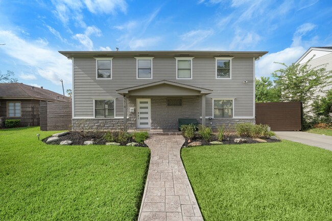 property at 3818 Southmore Blvd