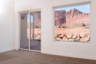 819 E Palisades Dr in Ivins, UT - Building Photo - Building Photo