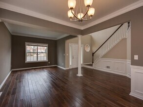 2011 Chelton Way SE in Smyrna, GA - Building Photo - Building Photo