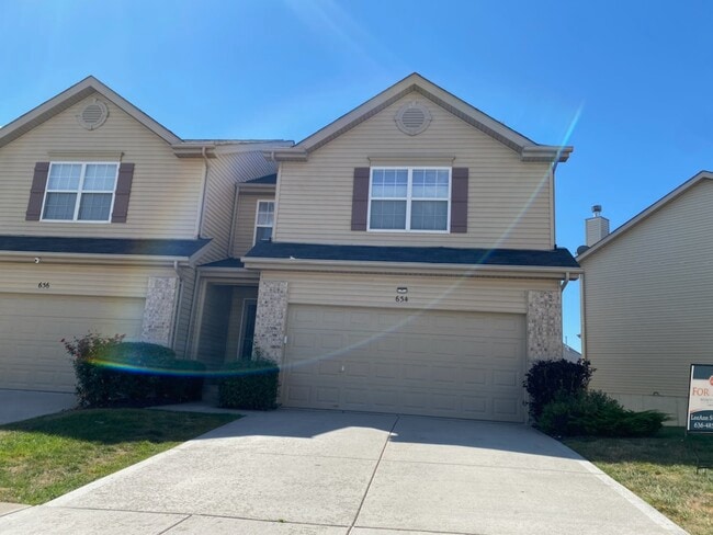 property at 634 Country Heights Dr