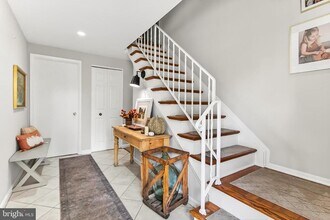 8614 Arley Dr in Springfield, VA - Building Photo - Building Photo