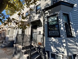 425 Lafayette St in Newark, NJ - Building Photo