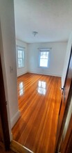 44 Manthorne Rd, Unit 1 in Boston, MA - Building Photo - Building Photo