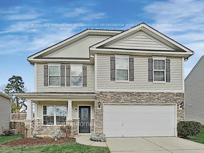 property at 2942 Village Center Dr