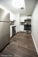 1760 Tomlinson Rd in Philadelphia, PA - Building Photo - Building Photo