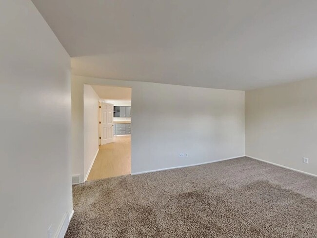 333 E Center St in Glenwood, IL - Building Photo - Building Photo