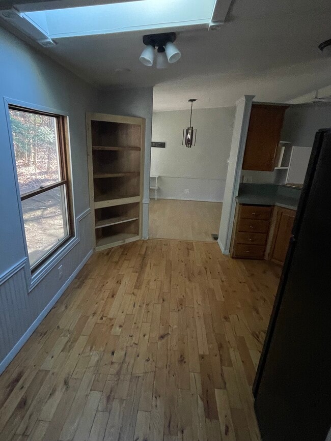 property at 27 Deer Run Rd