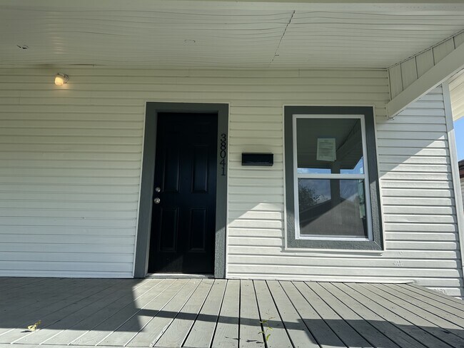 38041 Church Ave in Dade City, FL - Building Photo - Building Photo