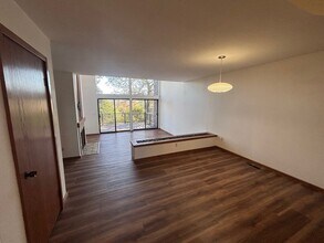 1660 Deer Run in Santa Rosa, CA - Building Photo - Building Photo