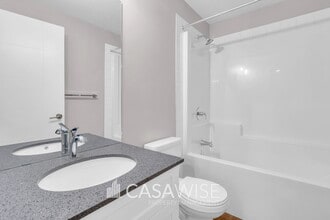 6706 Alpha Blvd in Edmonton, AB - Building Photo - Building Photo