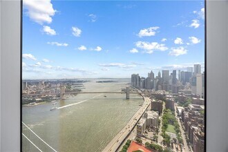 252 South St in New York, NY - Building Photo - Building Photo