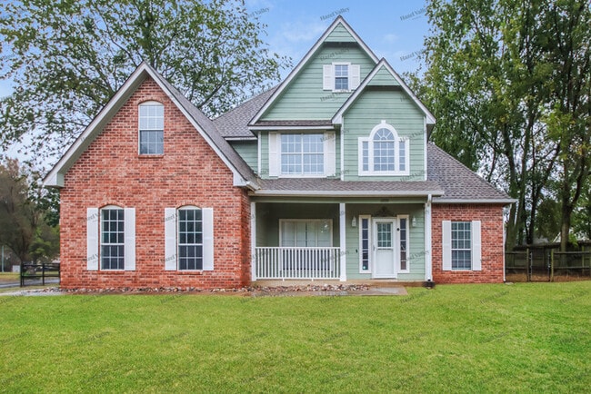 property at 13935 S 18th Ct